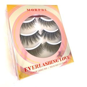 Dramatic Lashes